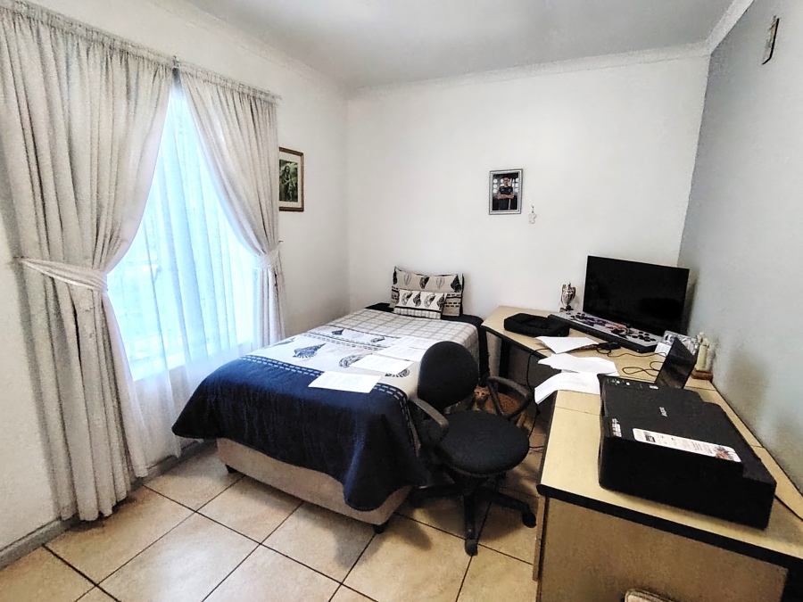 3 Bedroom Property for Sale in Paarl North Western Cape